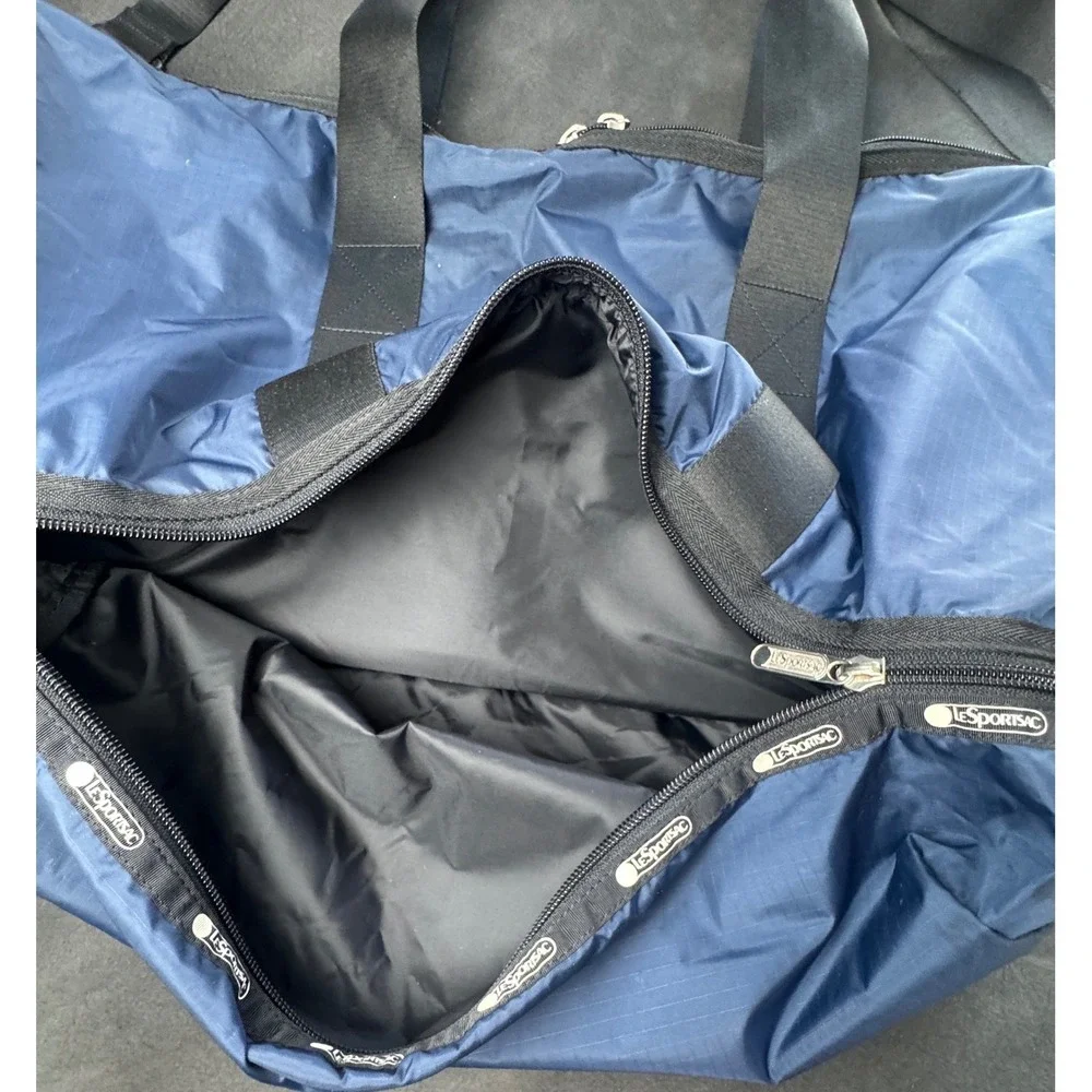 LeSportsac Weekender Duffle Bag Navy Blue Travel Carry On Gym Luggage Large